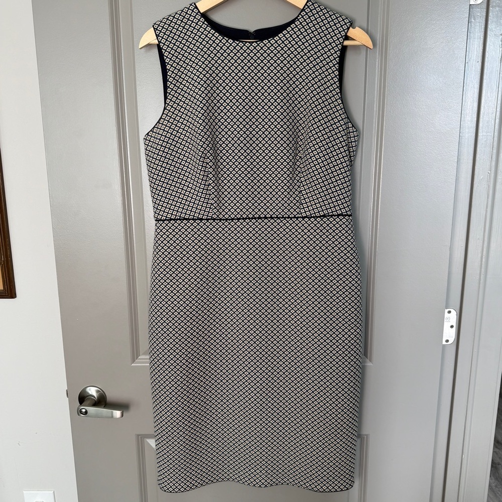 Ann Taylor Petite Navy Jacquard Sheath Dress 12P | Workwear Quiet Luxury